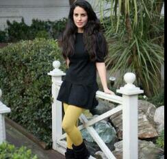noor_zi's tweet photo. Asli Tandogan http://t.co/l8A0hB4zEm