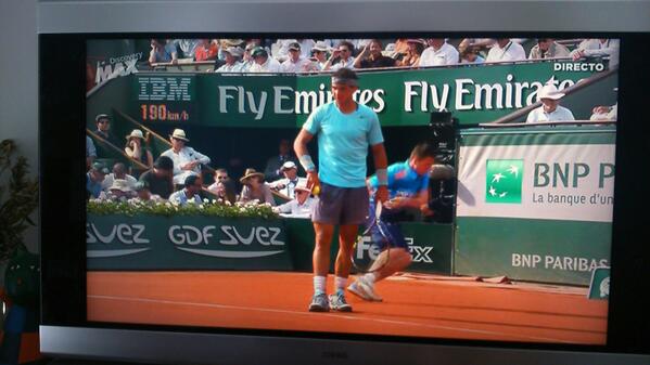 Elena_DelRi's tweet photo. Disfrutando del partidazo de @RafaelNadal #VamosRafa !!! http://t.co/rS0QvKQv4k