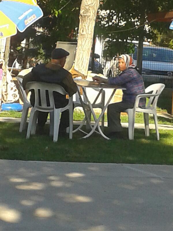 nesibekoc1's tweet photo. İlk buluşma :-D :-D :-D http://t.co/ElkffiVMA0