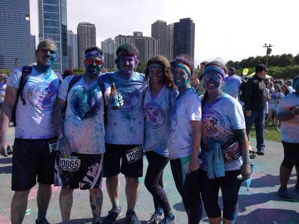 Tham91's tweet photo. #ColorRun2014 #beerrunners #lagunitaschicago http://t.co/CniSlHtPnV