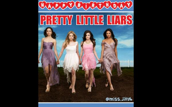 miss_jillyb's tweet image. #4YearsOfPLL   I 💖 @ABCFpll 💋💋💋