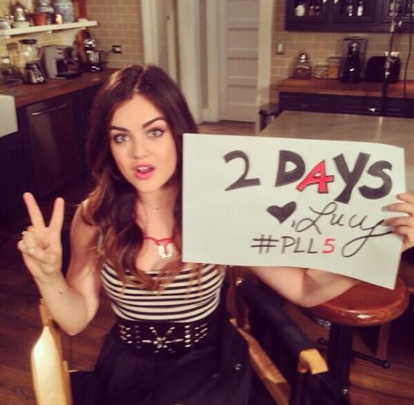 fleabxgs's tweet image. 2 dAys bitches #4YearsOfPLL