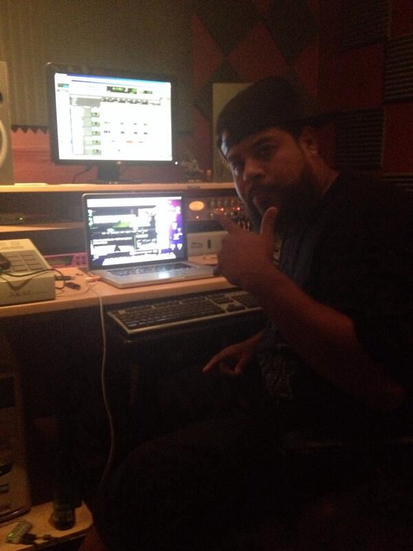 HazardisSoundz's tweet image. Currently mixing M.O.P new EP "Street Certified" #Howboutsomehardcore #HipHop #Hithouse  #Heistmasters