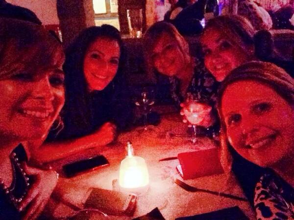 nikkip87's tweet photo. Fun night http://t.co/7svSm7kdjl