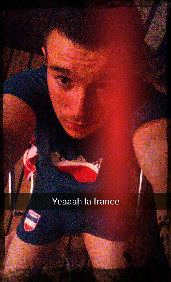 mat_2n07's tweet photo. #RG14Finals allez les bleu ✌💪💙 http://t.co/Csbkpc9TYq