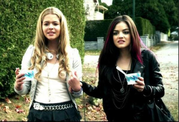 meeeegan1998's tweet image. Let's all appreciate Arias pink streaks #4YearsofPLL