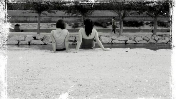 Mariisol967's tweet photo. Bonita tarde la de hoy... Chicos tenemos que repetirla! @7Albika @David_25012011 @pollikoo http://t.co/HwtHlCbBvd