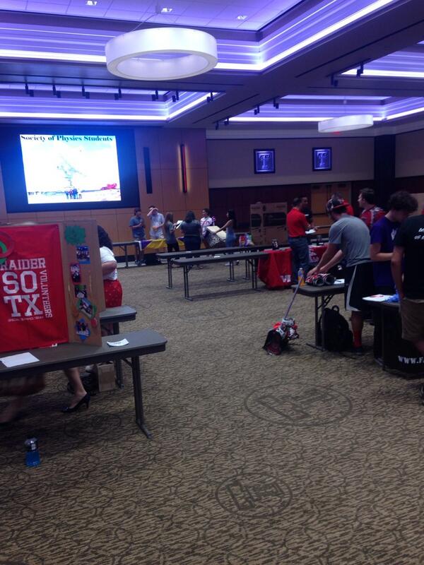 #RRO welcomes you class 2018. #ttu18 #orgfair #GunsUp !! ❤️🔫👆👆
