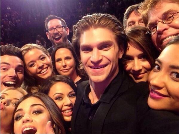 AzizSaidThat's tweet image. selfie😬😬 #4YearsofPLL