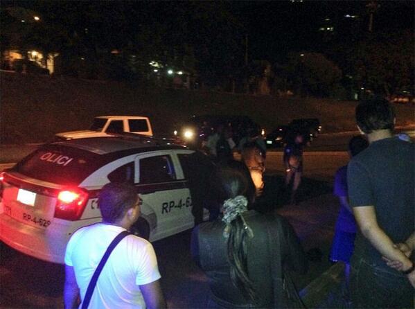 el_carabobeno's tweet photo. Un fallecido y otro herido tras ser abaleados en Lomas del Este http://t.co/5rFN6BMpjI (Foto @GranValencia) http://t.co/Km2Mmbbvvz