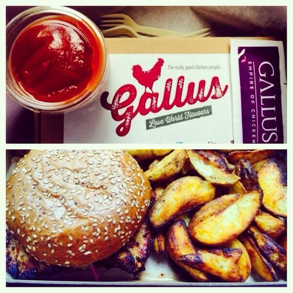 HP_UrbanFashion's tweet image. Lunch sorted!!! S/O @GallusSoho #HungerSolution #LunchtimeRemedy #103CharingCrossRd (via @GRMDAILY)