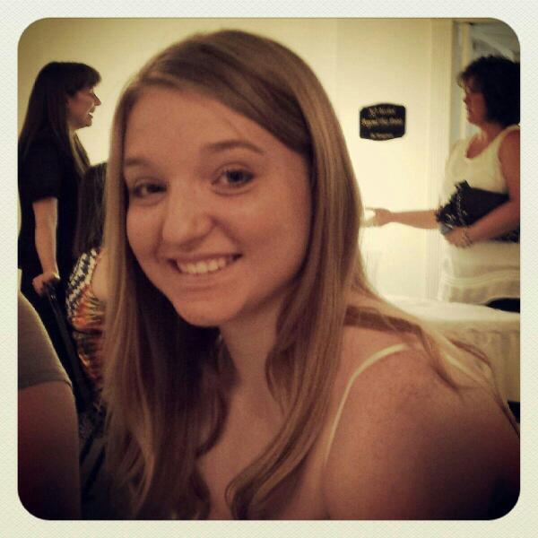 dandaman445's tweet photo. My beautiful girlfriend (: @cassidylee52696 http://t.co/XB3Z94raRV