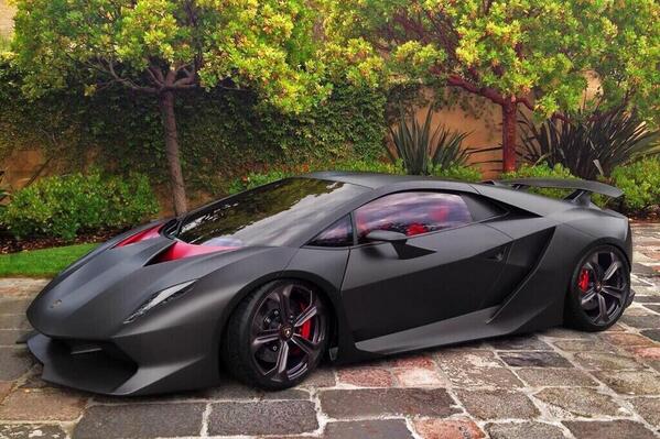 AwesomeRides's tweet photo. Lamborghini Sesto Elemento http://t.co/N0X2958XK5