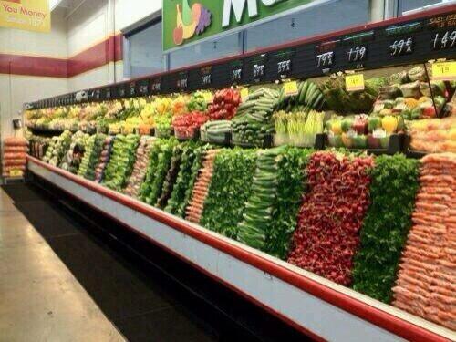 AdderalIHadMe's tweet photo. #AdderallHadMe aligning groceries while shopping http://t.co/DcqY2t1yay