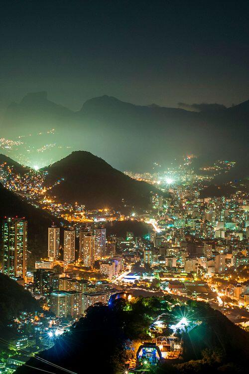 TravelMagazine's tweet photo. Fantastic photo of #RiodeJaneiro, #Brazil by @A_Buschbacher: http://t.co/W4tjRvjOwu