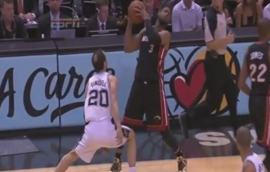 NOTSportsCenter's tweet photo. Dwyane Wade got absolutely abused...by thin air. Must be the new A/C.

VINE: http://t.co/38sGeNDcf2

#NBAFinals http://t.co/OmAIF5ClfI
