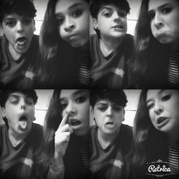 lesbogram's tweet photo. Siempre tan normales♡ by gee_rii http://t.co/x8roYDzzsW http://t.co/TPqmQJTG6n