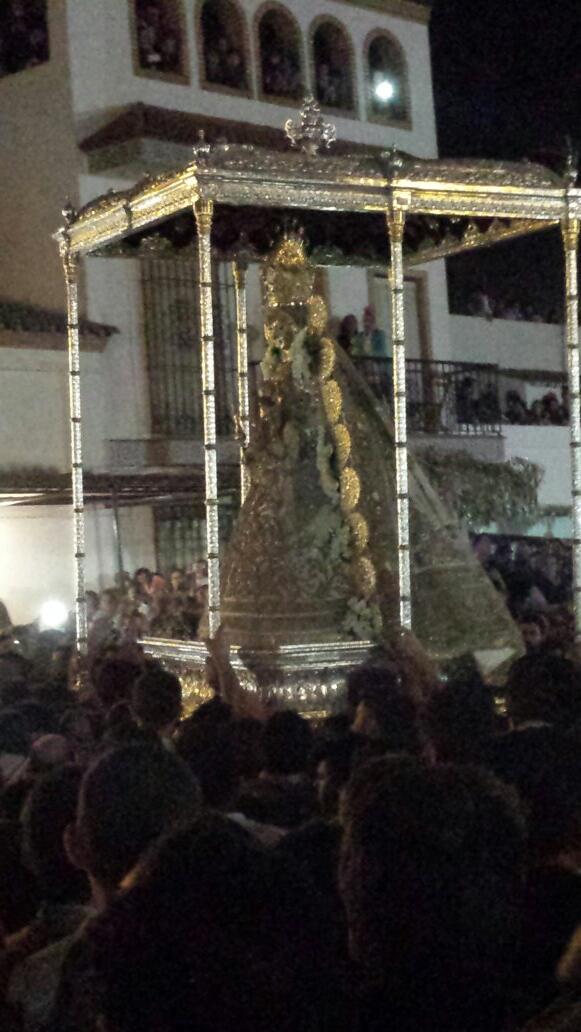 camilitoll's tweet photo. Anda q no la hemos visto bien http://t.co/28UUI0tUk9