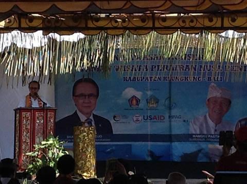 Menteri Kelautan dan Perikanan Bapak <a href="/s_cicipsutardjo/">S. Cicip Sutardjo</a> resmikan Penetapan Kawasan Konservasi Nusa Penida