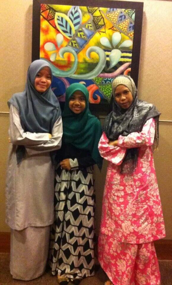 liyanabatrisya2's tweet photo. Ni cerita semalam btw happy lepak ngan diaorg :p http://t.co/kaVmnvh61G