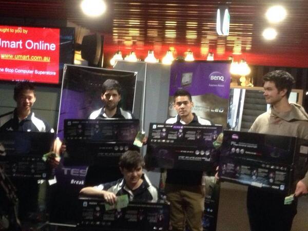 blackshags's tweet photo. Winners of Legend Cyber Cafe Dota 2 Tournament! http://t.co/DBVhyBSsCI
