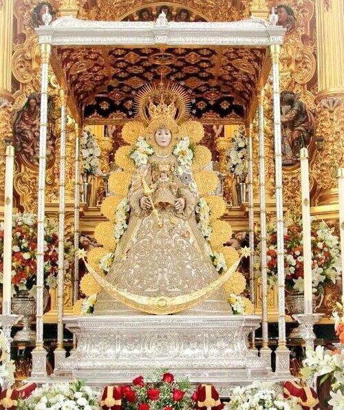 DoraSM_1's tweet photo. Felicidades a todas las Rocios, en especial a ella ♡ http://t.co/Yn8T1QsRp5