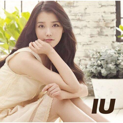 UMNRADIO's tweet photo. #SPOTLIGHT IU – Good Day #KTUNES http://t.co/vlBhCb1XV3