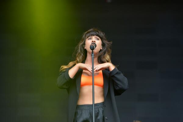 The #glorious <a href="/iamFoxes/">Foxes</a> owning the stage at <a href="/ParkLifeFest/">Parklife 🪩</a> this weekend! #foxes #parklife bit.ly/1kT17yQ