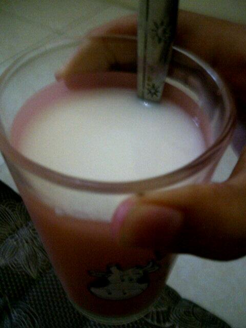 OppiAta's tweet photo. Susu dlu :3 http://t.co/t3aqAbFIlS