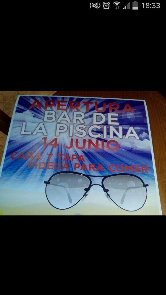 Anacris_bx's tweet photo. Xik@ este sábado abrimos el bar de la piscina y con ello haremos una fiesta de día para empezar no OS lo perdáis http://t.co/WKARDY0jtt