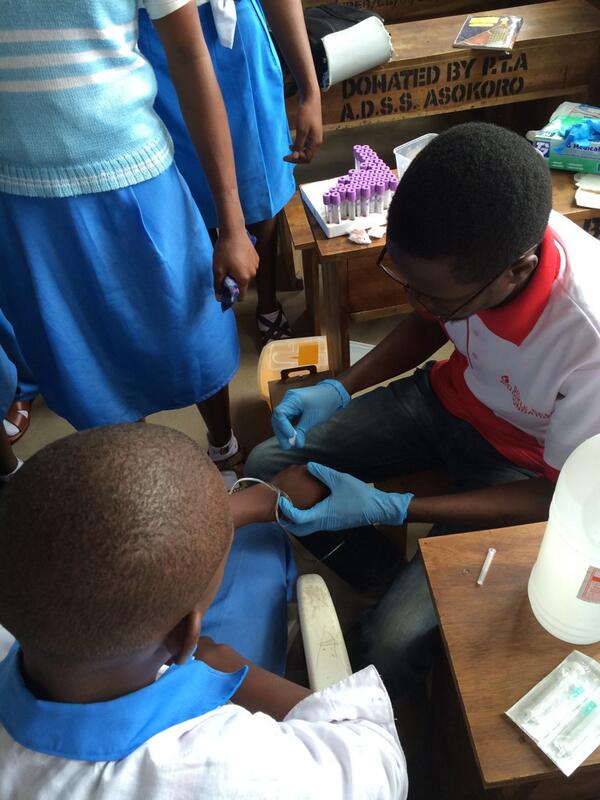 Nkazinge's tweet image. "@SCAF_nigeria: #GenotypeTesting #ArmyDay #SCAFBloodDrive #WSCD @dat88boi http://t.co/BnaX7LounK"