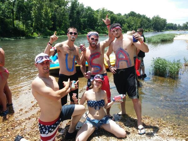 DonivanRiddle's tweet photo. @Chive_Tahlequah @NWAChive @ChiveOnOklahoma @ChiveNation @ChiveOk @ChiveOKC @theCHIVE  #float #dream #mericandream http://t.co/Jx1SywuNwR