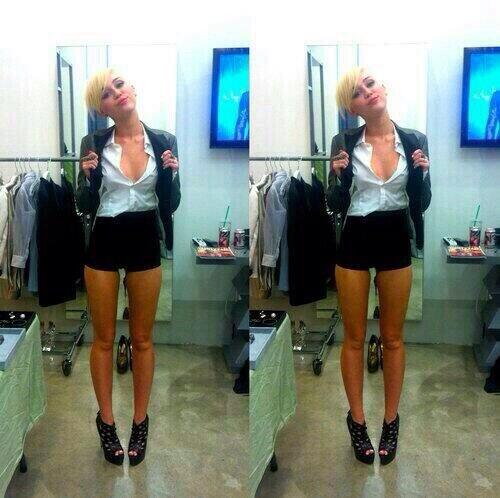 smolderismine's tweet photo. #MiIeyForMMVA http://t.co/N3W9W2CrxG