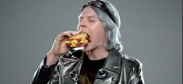 AvenFast's tweet image. #LateSeductiveSunday me eating a food. That's how it goes right?