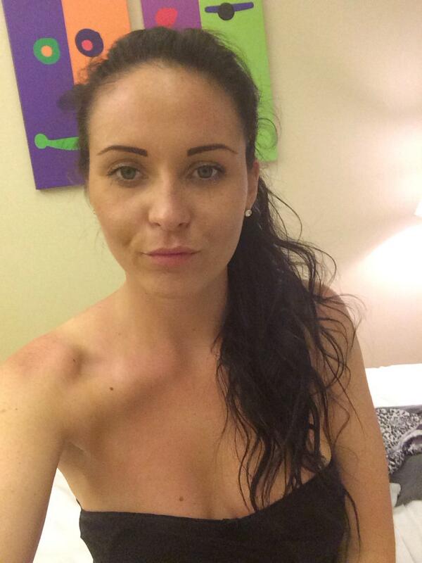 JamieLeeSmith22's tweet photo. I came home like this 🙈 #messynight #dubai #dubaife #crystal #djbliss #drunk #viplife http://t.co/Fg9YEyjmEm