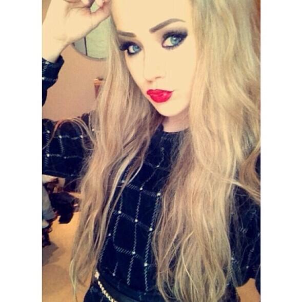 Miley_George's tweet photo. new hair colour 💁 http://t.co/AkECyFm3WW