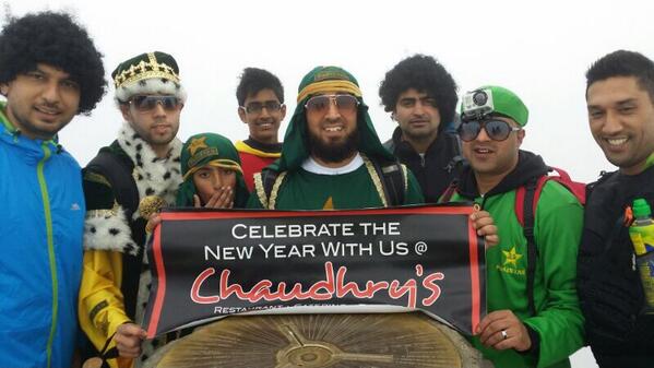 StaniArmy's tweet photo. A special thank you to @ChaudhrysBuffet for their kind support and donation towards IKCA. http://t.co/faKxNt1mIx