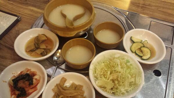 rainbowshineee's tweet photo. guess who's back hohohoho (@ Supulae Korean BBQ (숯불애)) http://t.co/YdIqxU97v6 http://t.co/LheDCbQ4Pa