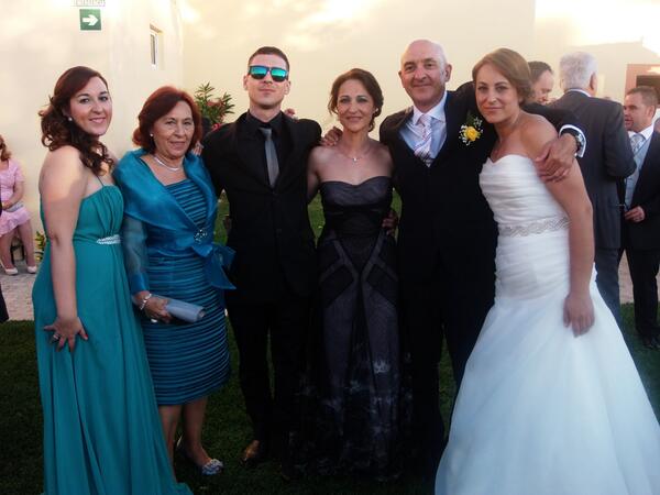 tamyg87's tweet photo. Después de un finde genial en la boda de mi casi hermana deseando que llegue el finde para disfrutar de las fiestas!! http://t.co/JBnp5SnuFn