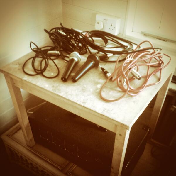 BABY SWIM BAND tweet media