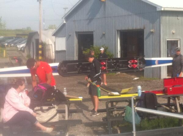 vcrcjrrow's tweet photo. Pre rig for 2014 @rowingcanada Junior National Team selection http://t.co/BPfC4nJg3B