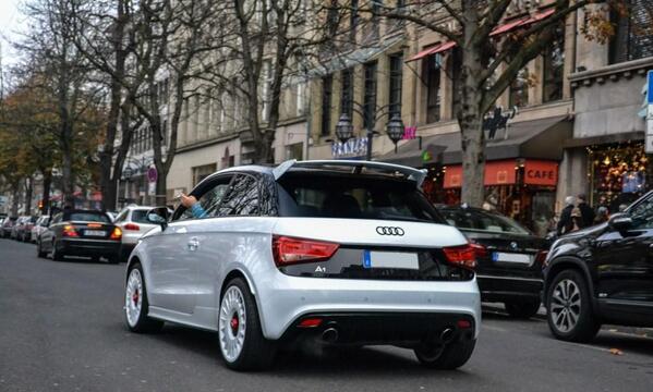 CochesRacingGZ's tweet photo. AUDI A1 QUATTRO http://t.co/ZtPtSmoV6U