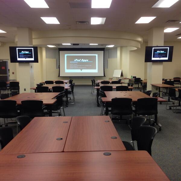 TechyKilgore's tweet photo. Ready to RoCk iPad Apps @GPISDProfDev Tech Week! http://t.co/BCXOUvbLeo