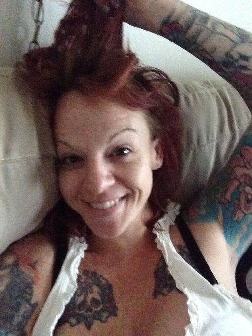 #couchsurfing last night ~ reeks havoc on my hair #bedhead #morning #livingthedream http://t.co/iceO<a href="/tag/couchsurfing"class="tags">#couchsurfing</a><a href="/tag/morning"class="tags"><span>#morning</span></a><a href="/tag/bedhead"class="tags"><span>#bedhead</span></a><a href="/tag/livingthedream"class="tags"><span>#livingthedream</span></a>