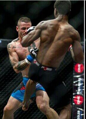 GordonRoodman's tweet photo. To all those who 'Booo-hed' @EFCAFRICA Either your 'boo' was for the right or wrong reason... you decide !? #rage http://t.co/ivGhrAIH0q