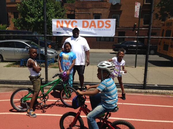 nycdads's tweet photo. Gloomy Monday is not going to dampen our spirits after the great weekend we had with dads &amp; kids &amp; @bikenewyork! http://t.co/tTE2wfwc42