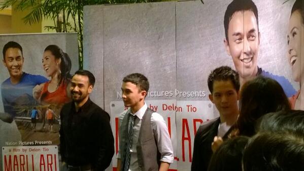 #GalaPremiere RT <a href="/moviegoersID/">Moviegoers Indonesia</a>: Hadir <a href="/Dimas_Argoebie/">Dimas Argoebie</a> nih #FilmMariLari <a href="/MariLari_Movie/">MariLariTheMovie</a> ”