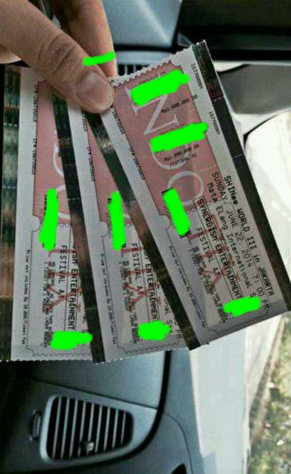DevaniManik's tweet photo. Jual 1 tiket SWC3JKT Festival A1, ASLI!!! Minat mention pls^^ contactinfo line:omingg/mntion @chandra_dewi3 #SWC3JKT http://t.co/mOO8Z58LWW