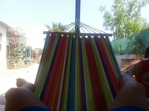 joakinpress's tweet photo. @MiguelMariachi @jf_999 ai mejor vida que el terrene? http://t.co/IybZGCq2wI