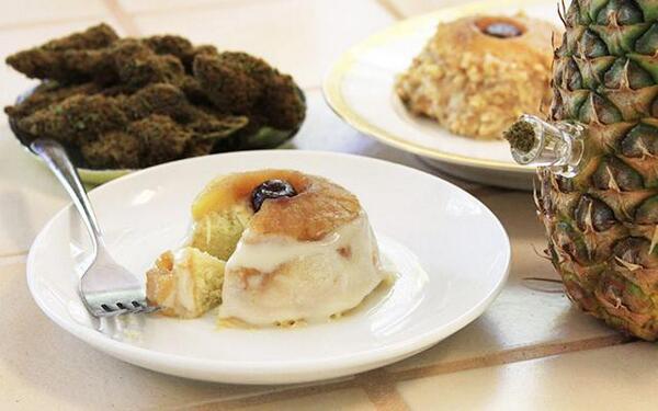 HIGH_TIMES_Mag's tweet photo. Gifted #PineappleDiesel-infused butter, so we made Mini Pineapple Diesel Upside Down Cakes!—http://t.co/7hUb5CfCTJ | http://t.co/vjfmtyfU5M